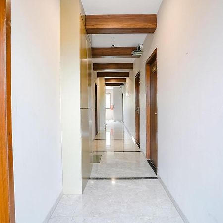 Fabhotel Swaraj Shirgaon  Kültér fotó