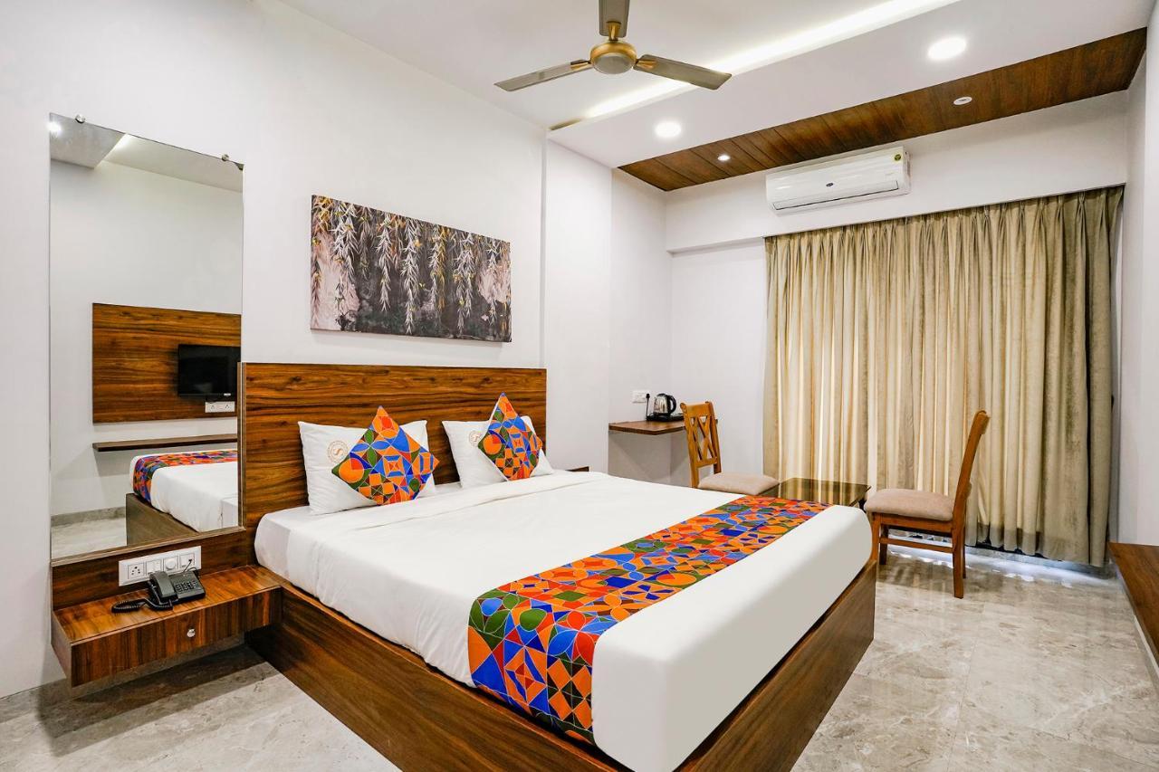 Fabhotel Swaraj Shirgaon  Kültér fotó