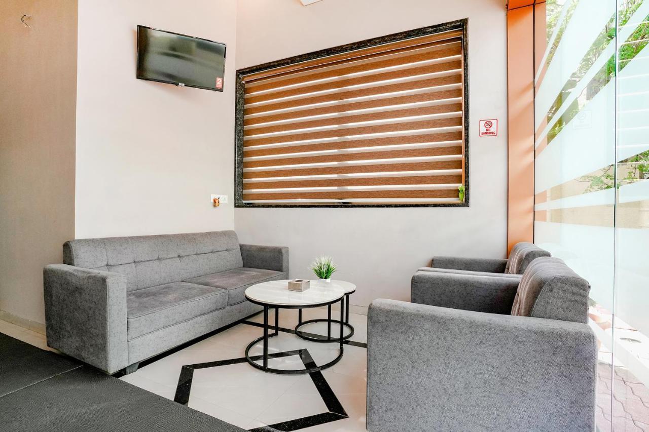Fabhotel Swaraj Shirgaon  Kültér fotó
