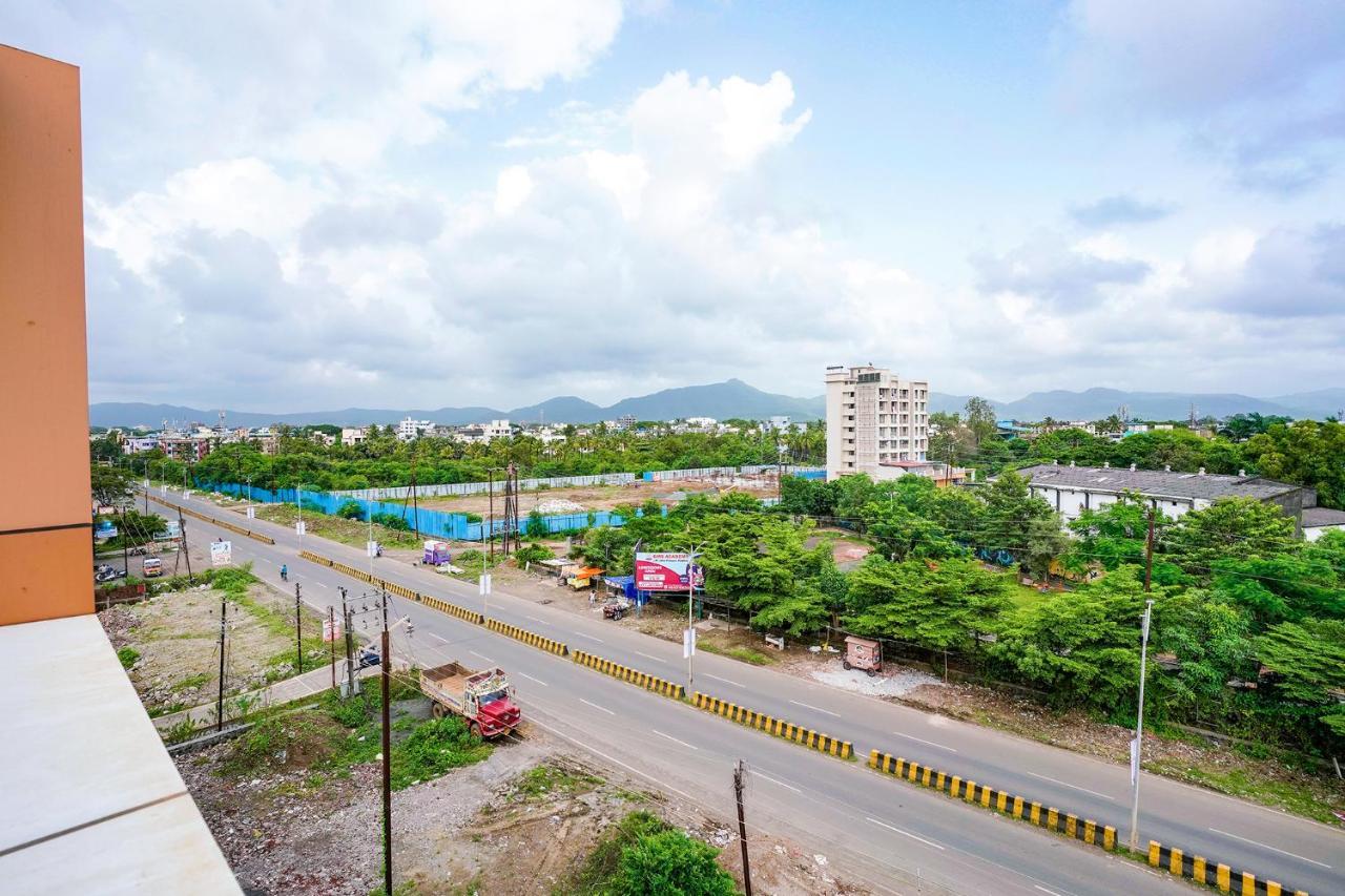 Fabhotel Swaraj Shirgaon  Kültér fotó