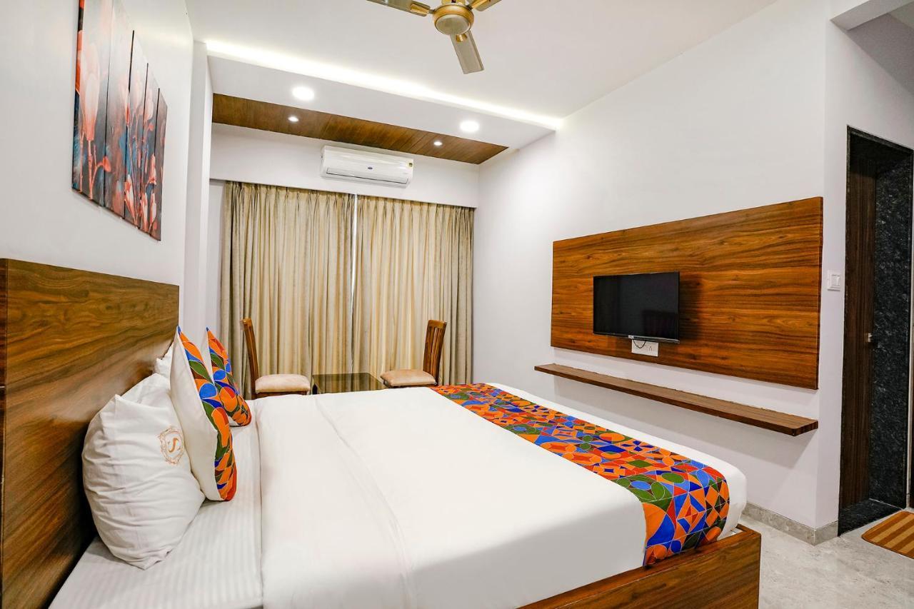 Fabhotel Swaraj Shirgaon  Kültér fotó